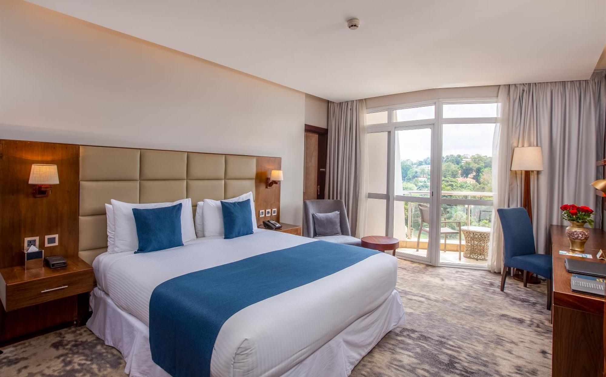 Golden Tulip Canaan Kampala Exterior photo