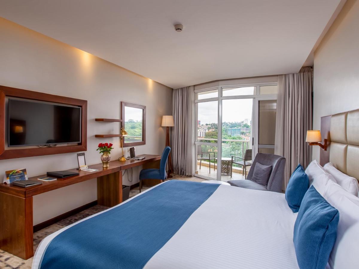 Golden Tulip Canaan Kampala Exterior photo